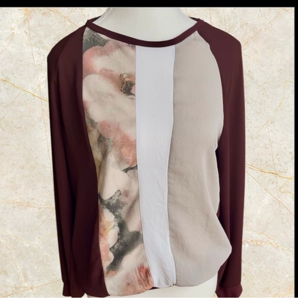 Elegant Floral Colorblock Women's Top - Picture 1 of 7